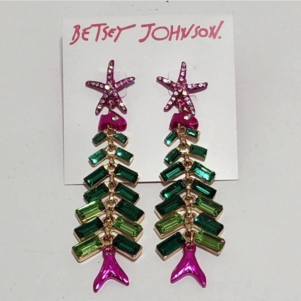 BETSY Johnson holiday Christmas tree earrings new!!!